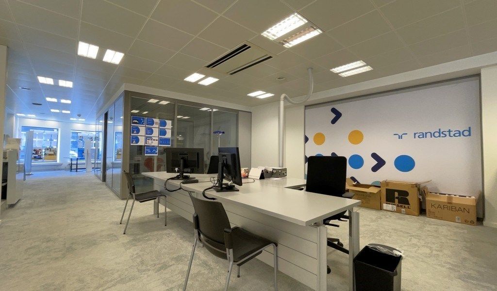 Commercieel kantoorpand te huur vlakbij stadsring Mechelen foto 3