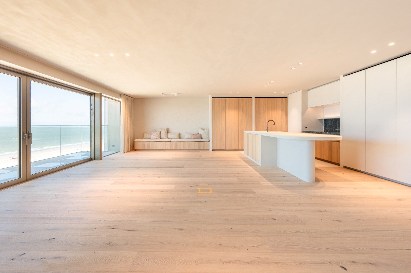 Luxueus appartement met frontaal zeezicht in het Zoute Knokke foto 6