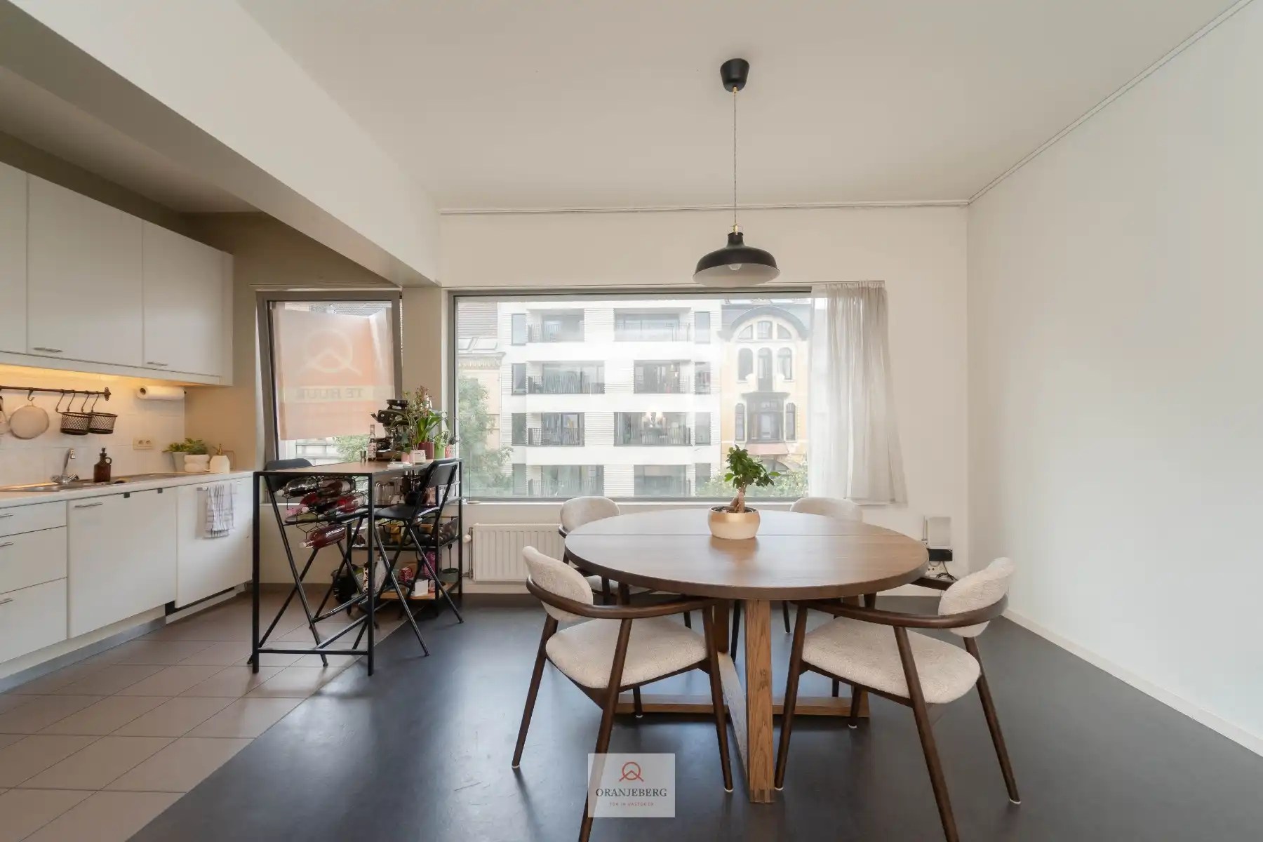 Modern appartement met terras vlakbij Gent-Sint-Pietersstation. foto 8