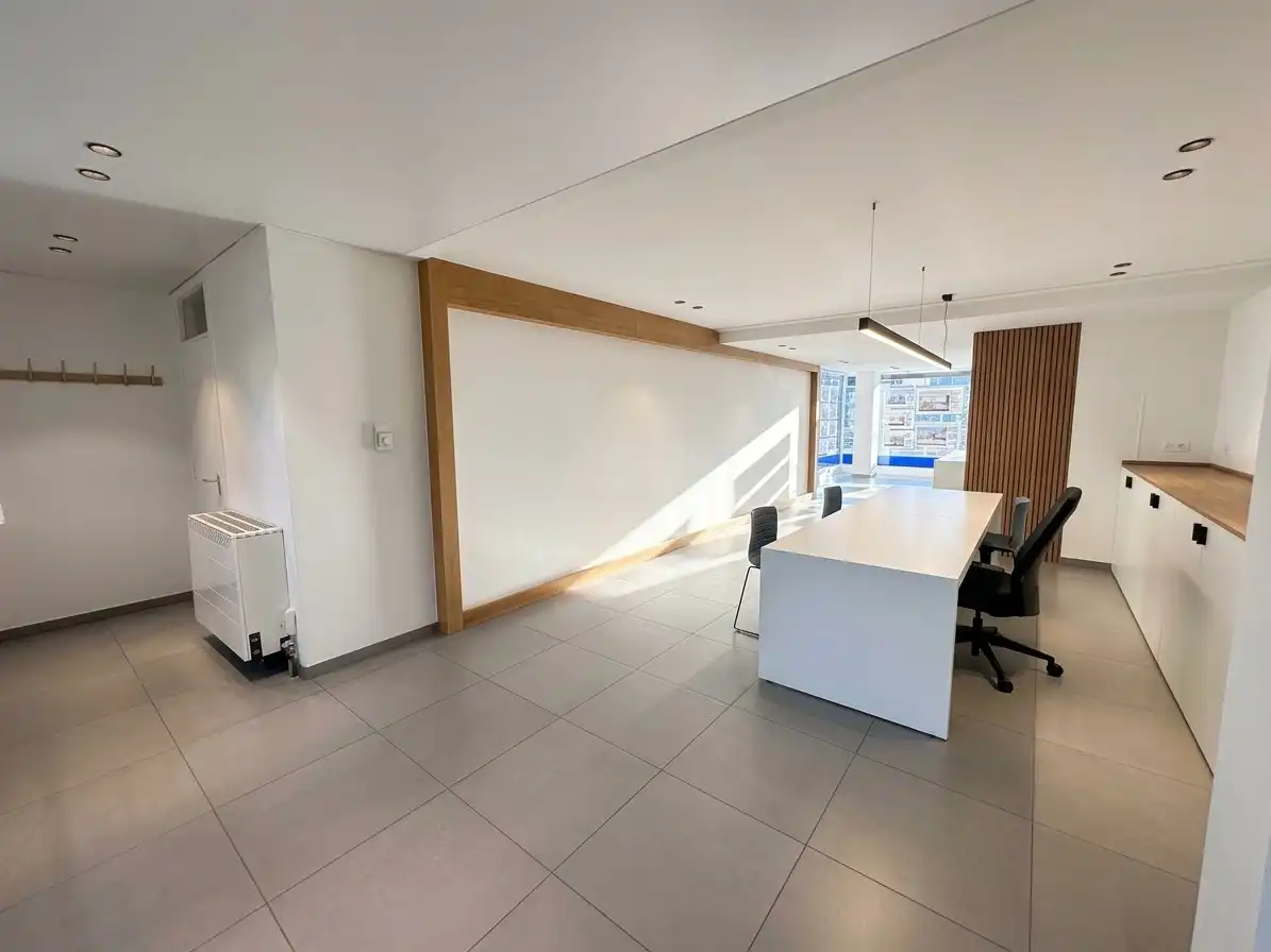 Handelspand op toplocatie aan de Lippenslaan foto 6