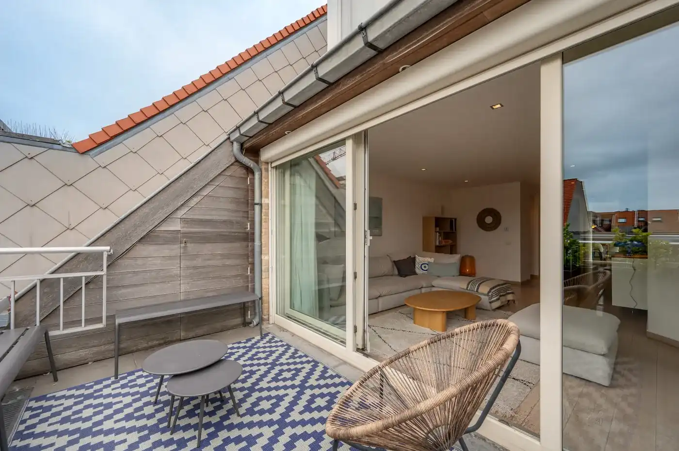 Zuidgericht en instapklaar 4-slaapkamerappartement, met 2 ruime terrassen. foto 6