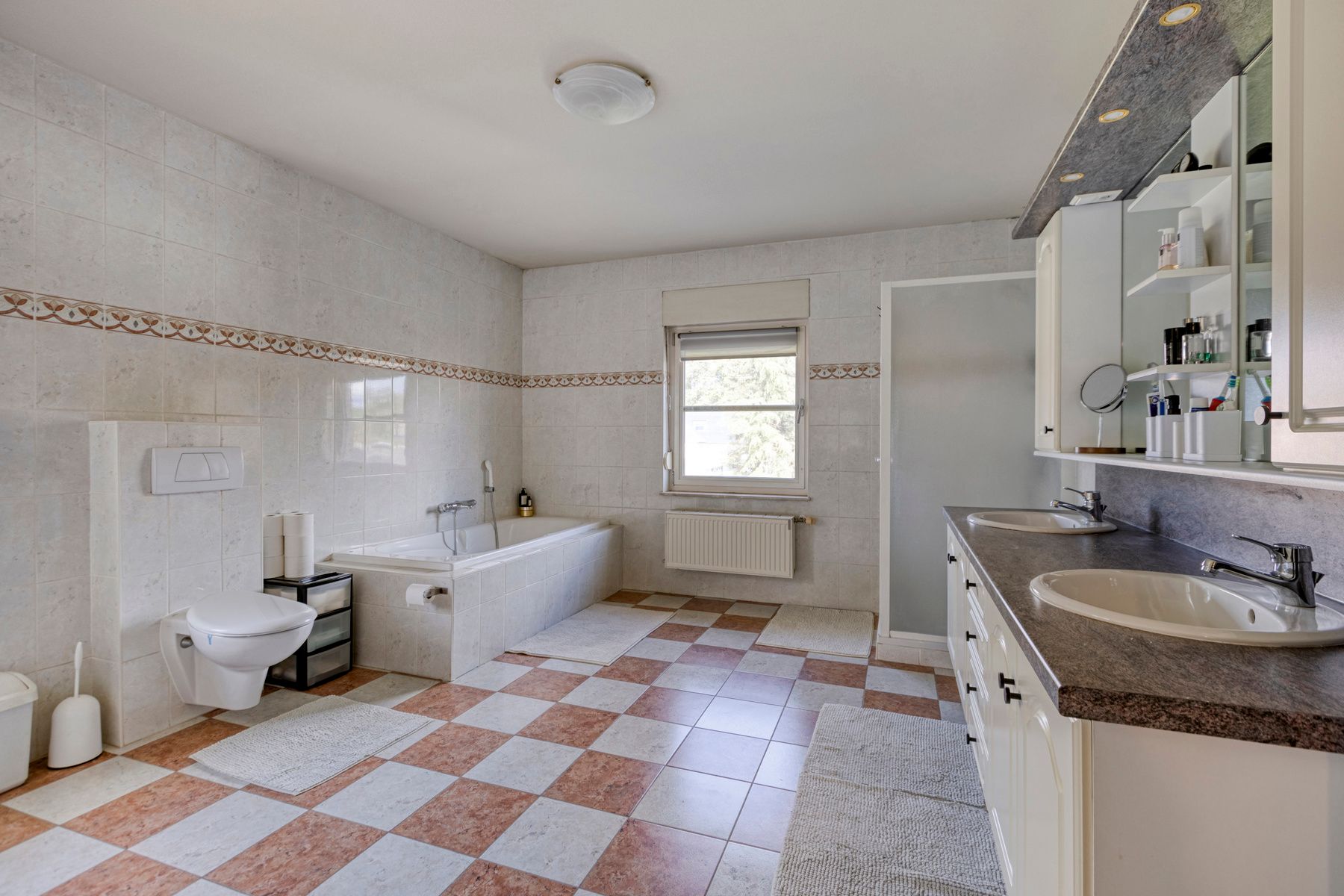 Vrijstaande en instapklare woning in Opoeteren foto 21