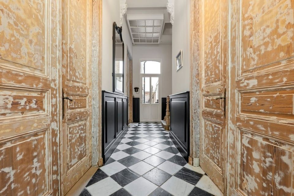 EXCLUSIEF HERENHUIS MET LUXUEUZE AFWERKING IN HET HART VAN SINT-TRUIDEN foto 41