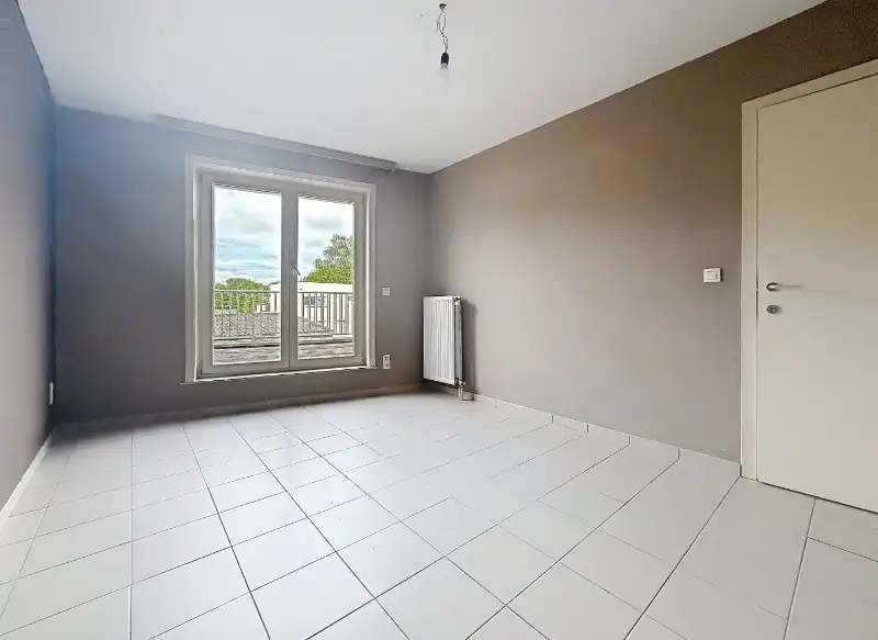 Comfortabel appartement met ruim terras en garage foto 6