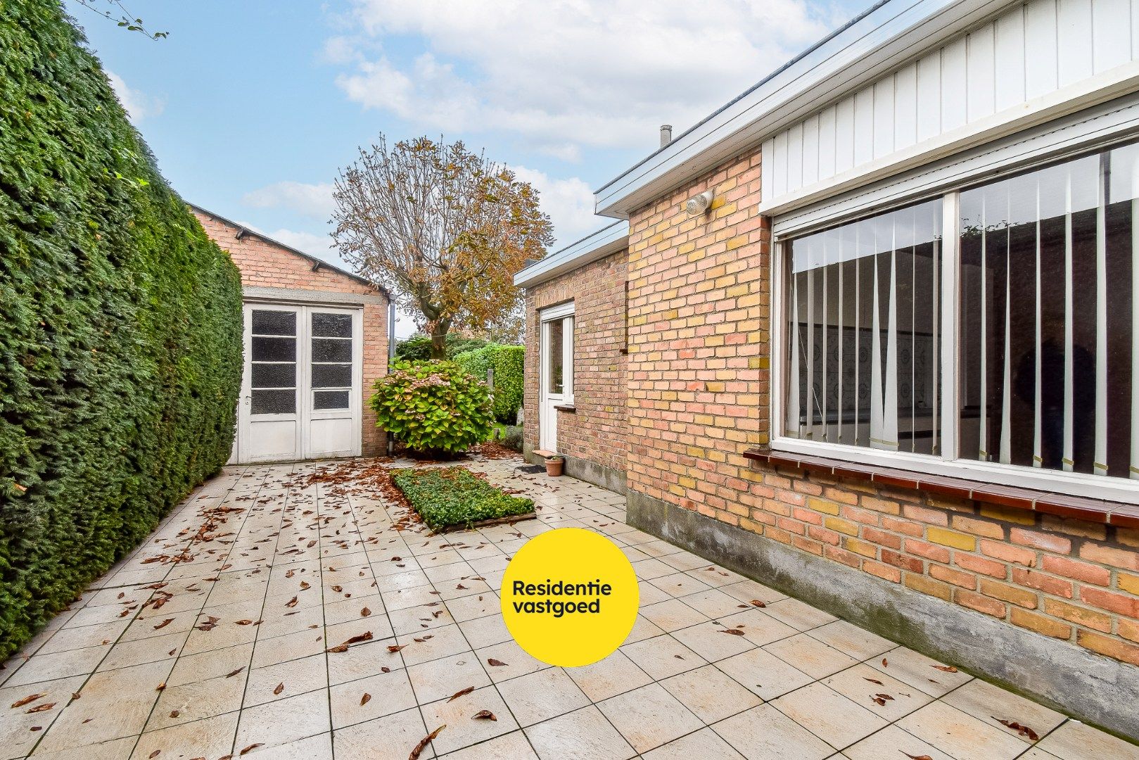 Ruim gesloten gezinswoning met inpandige garage en 4 slaapkamers in centrum Gistel foto 19