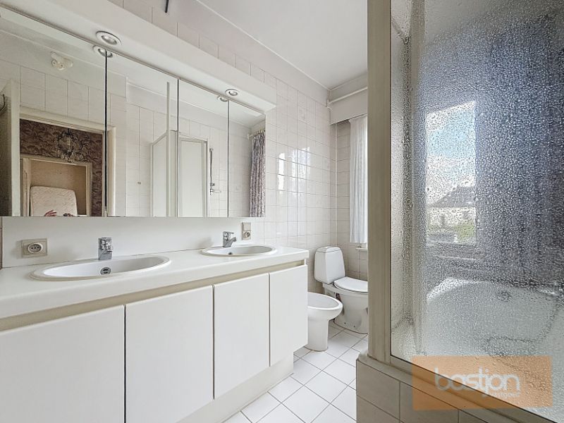 Te koop: ruime woning met veel mogelijkheden in Marke! foto 15