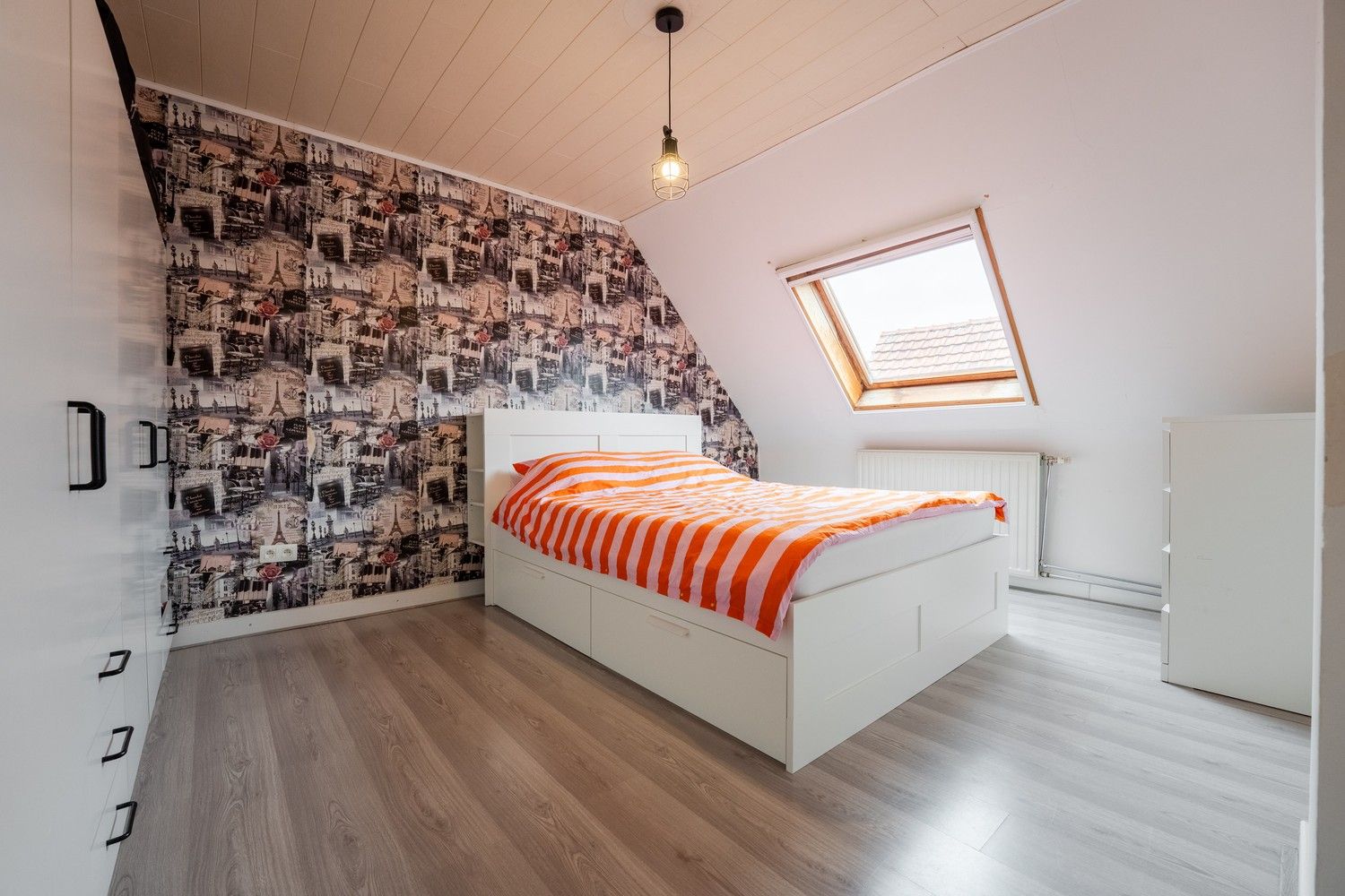 Charmante instapklare gezinswoning met garage op 478 m² grond in hartje Pelt foto 27