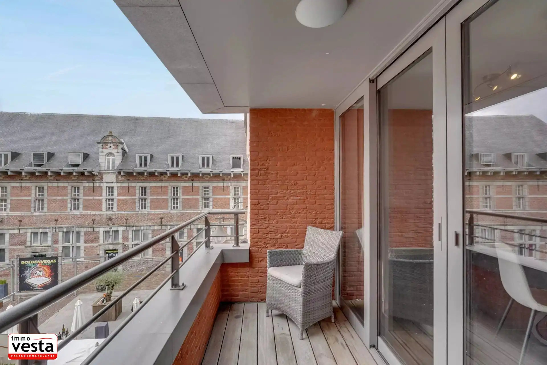 Modern appartement met 2 slaapkamers foto 25