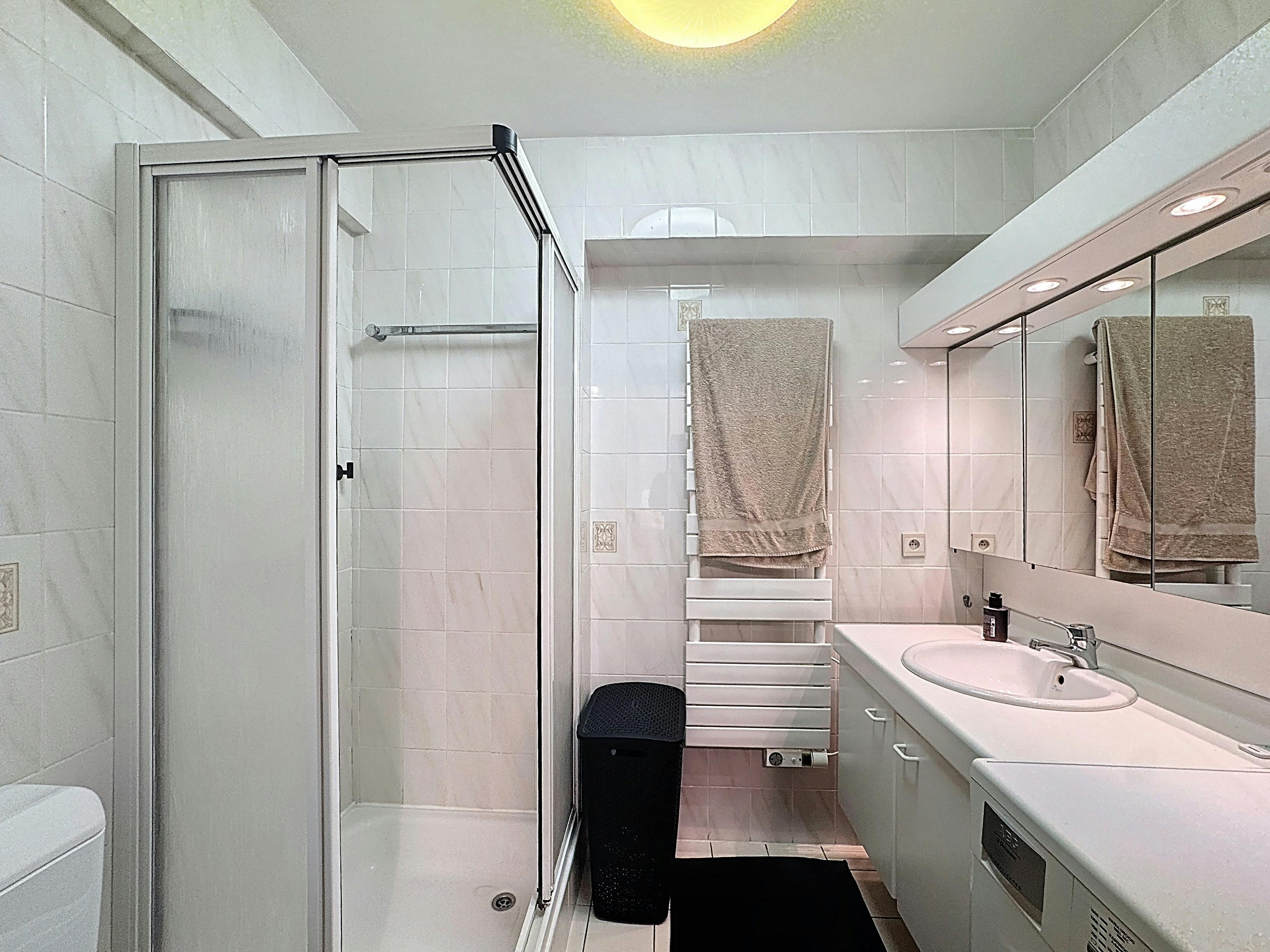 Studio met zijdelings zeezicht te koop in Knokke foto 7