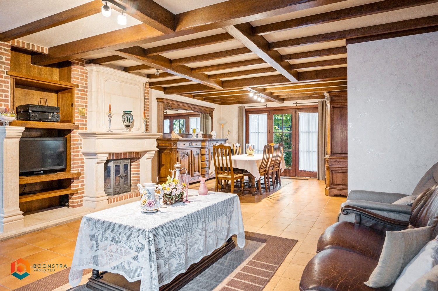 Te renoveren villa met 4 slpkrs op toplocatie in Beerzel foto 2