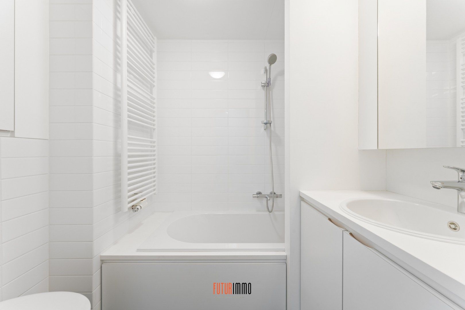 Opbrengsteigendom: duplexappartement + 12 garages foto 12