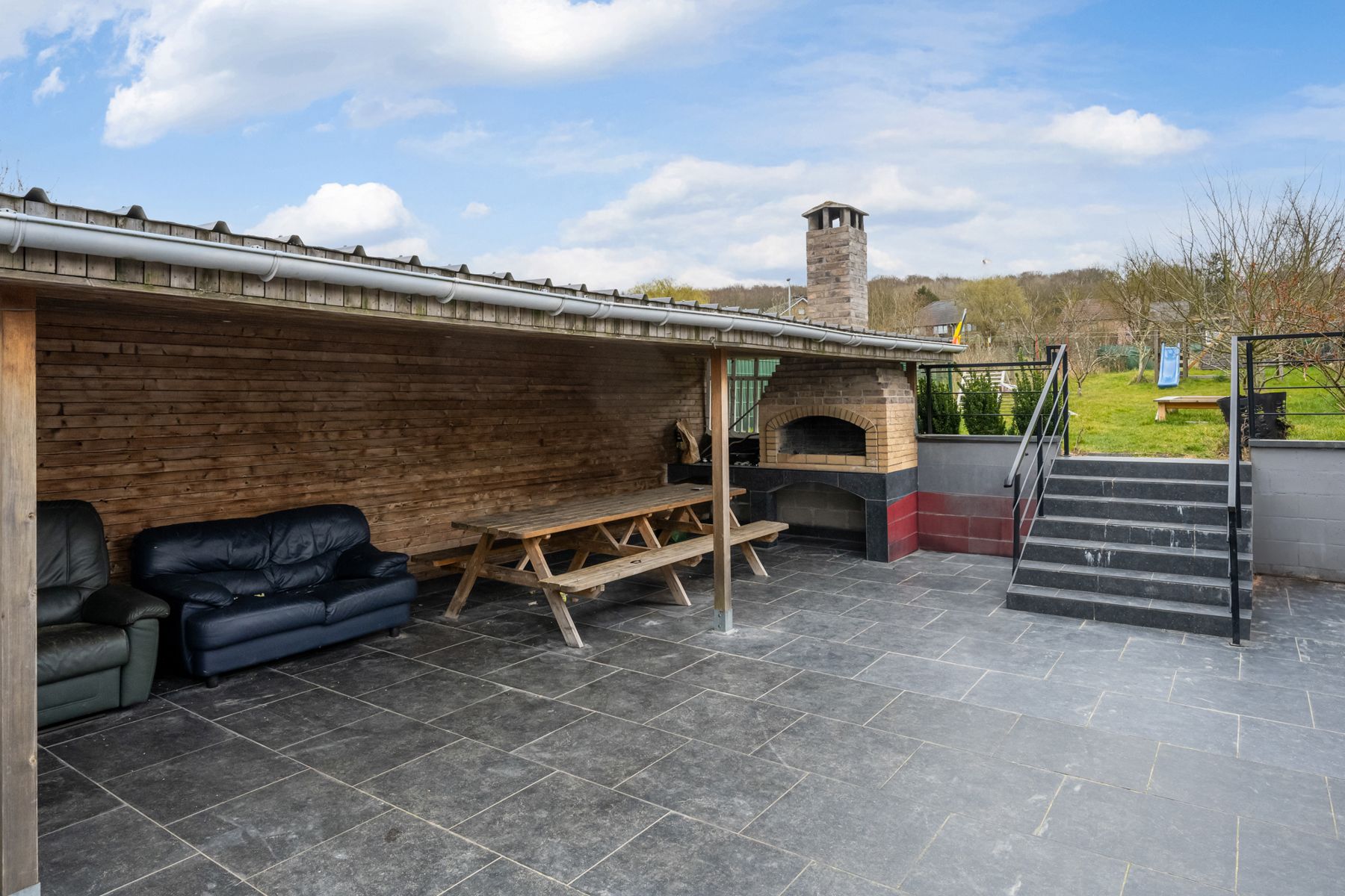 Instapklare halfopen bebouwing met 4 slaapkamers foto 13