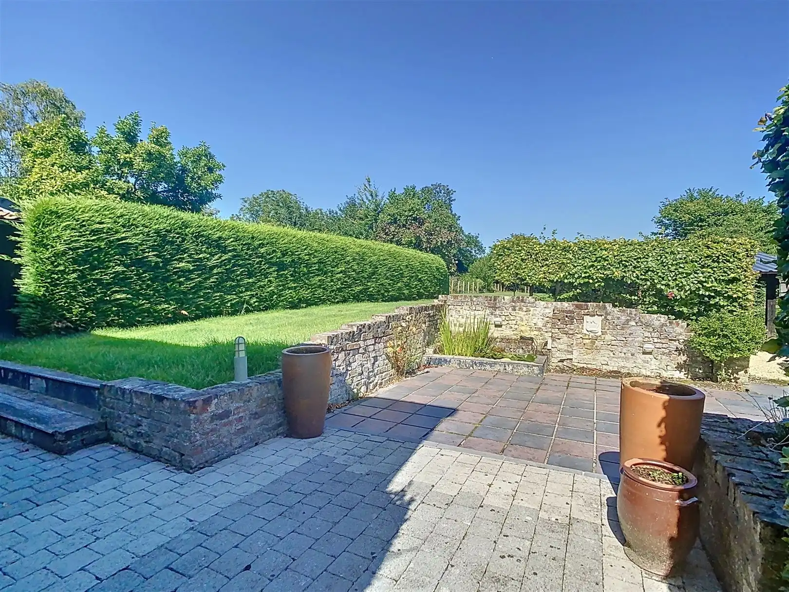 Halfopen bebouwing met tuin, 3 slpks, opp 14a 88ca foto 5