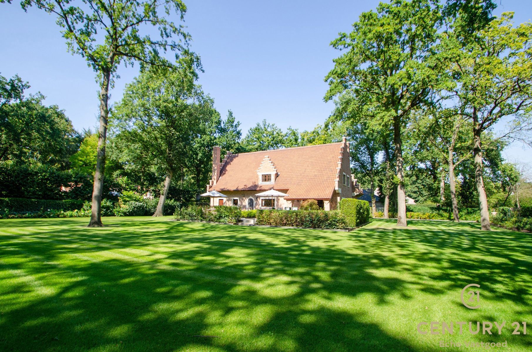 Opbouwklare villa, klaar voor afwerking naar eigen smaak! foto 2