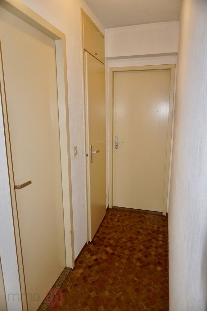 Centraal gelegen appartement met 2 slaapkamers en autostaanplaats. foto 14