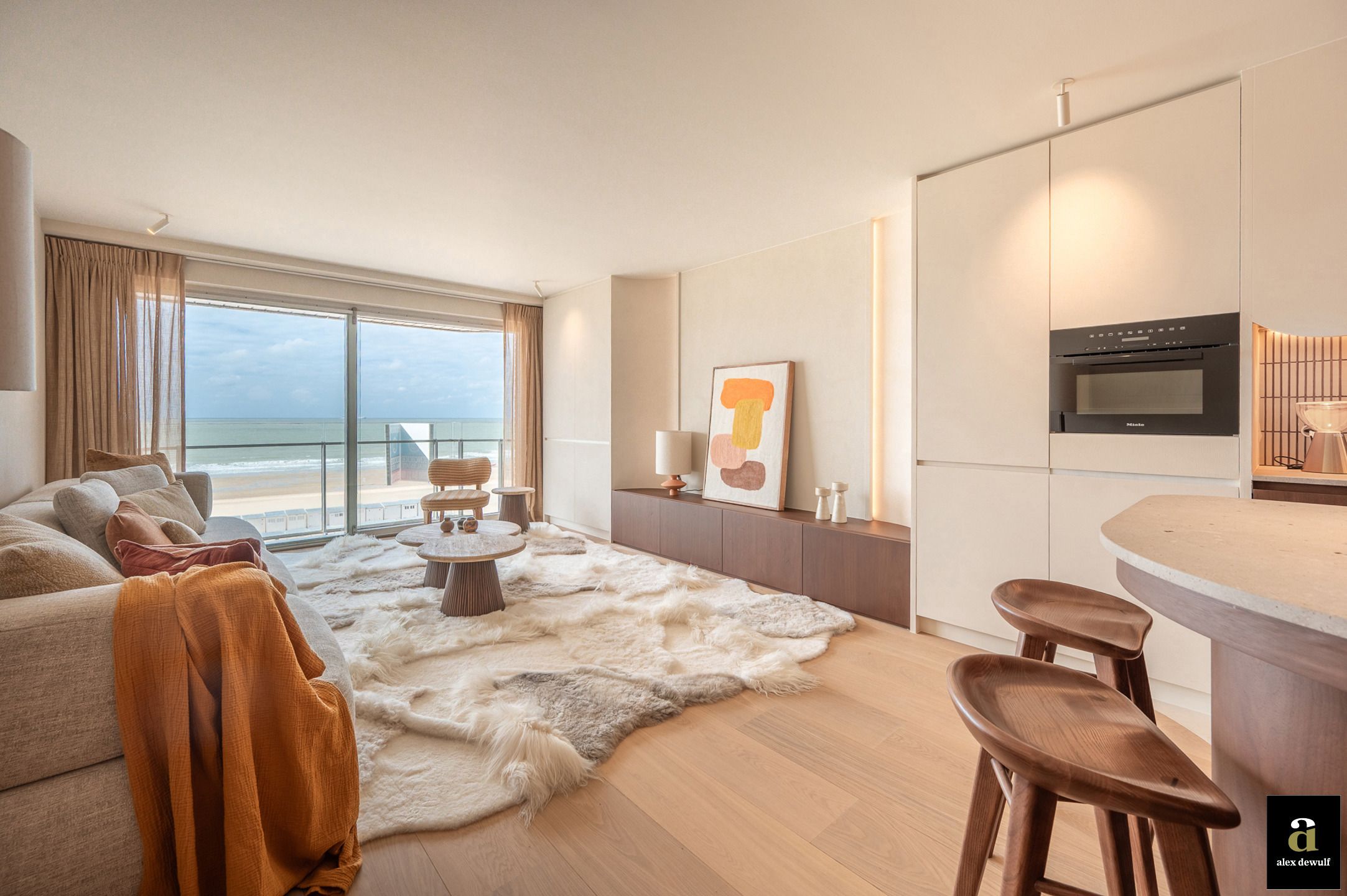 Luxueus instapklaar 3 slpk appartement [Zeedijk, Zoute]. foto 3