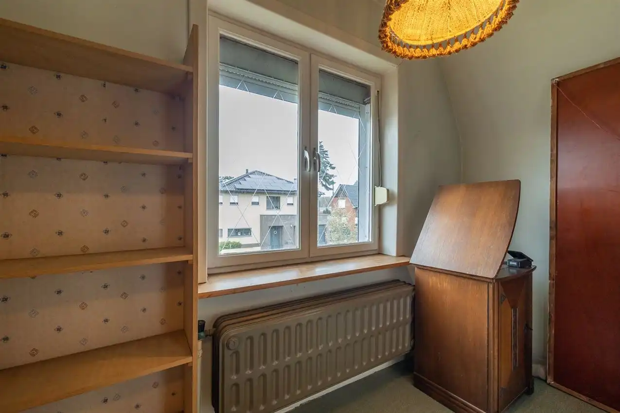 Rustig gelegen te renoveren woning met 3 slk foto 21