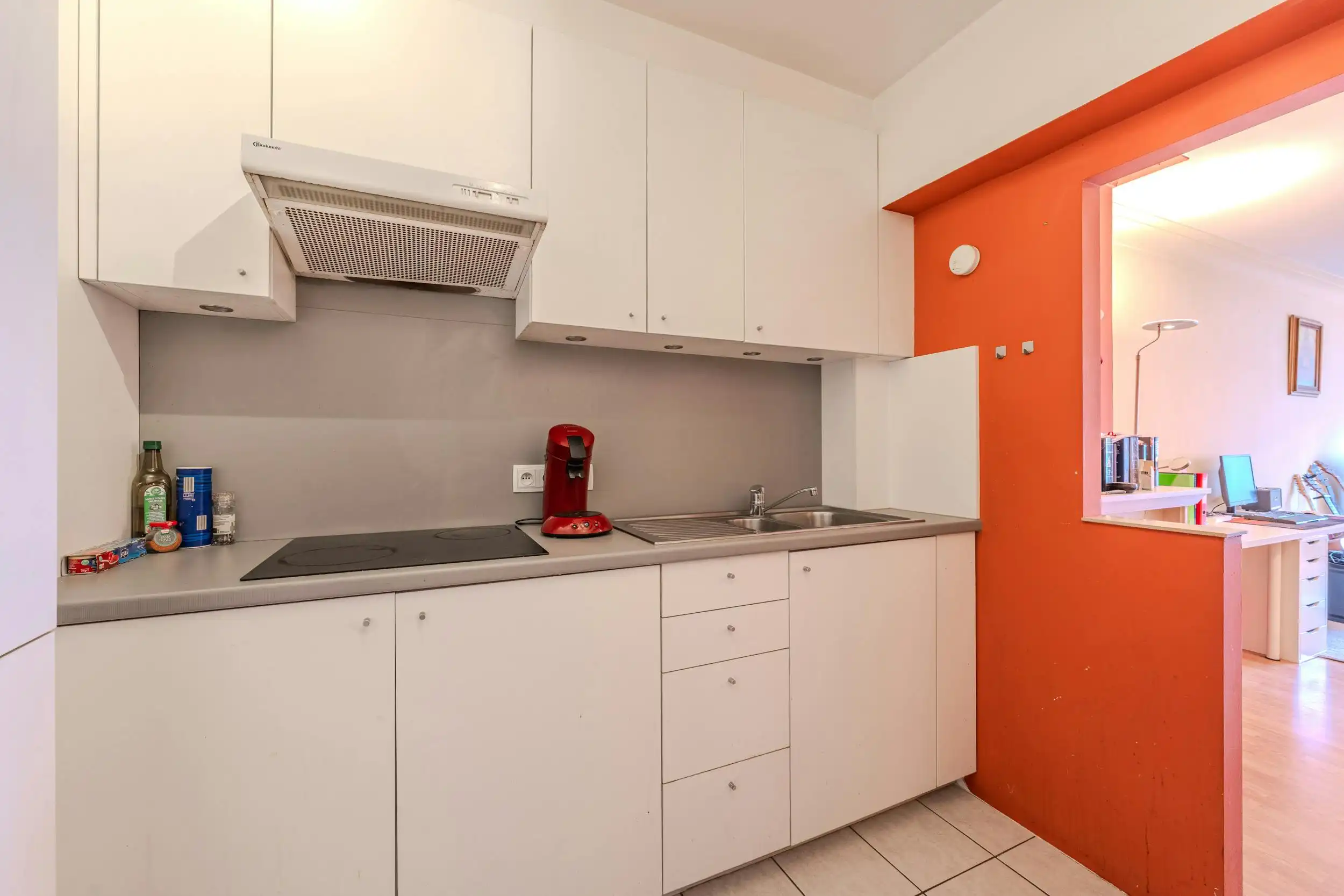 Ruim gezellig 1 slaapkamerappartement vlakbij centrum Oostende  foto 3