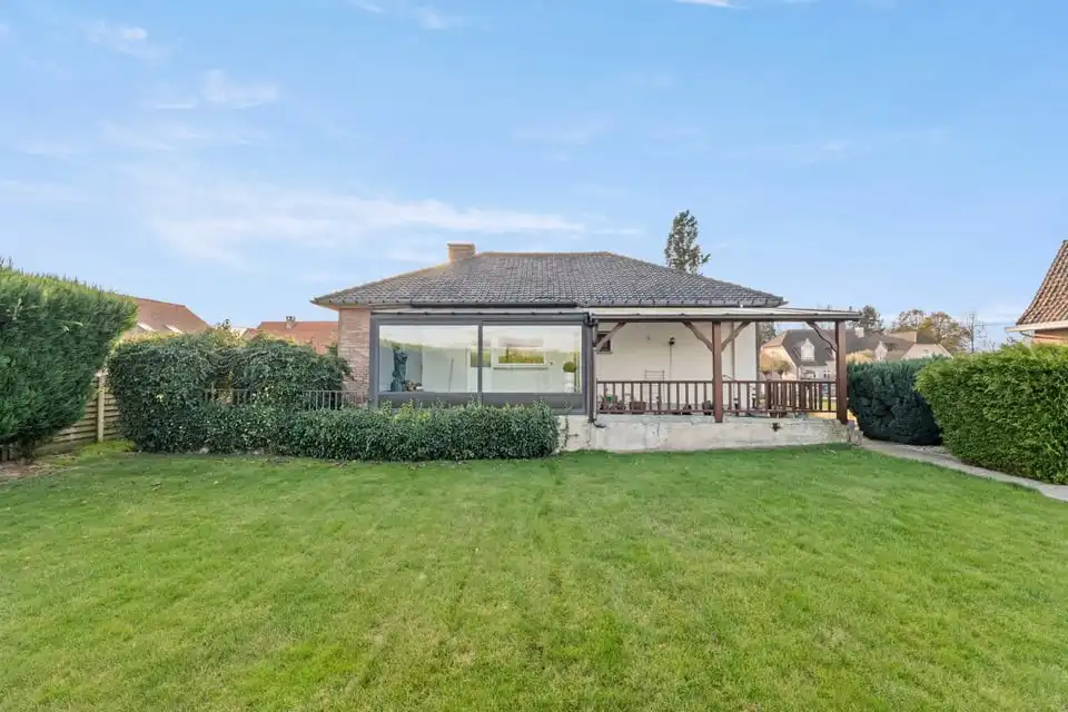 CHARMANTE, GELIJKVLOERSE GEZINSWONING OP EEN KNAP PERCEEL VAN MAAR LIEFST 11A78CA IN ZEPPEREN foto 29