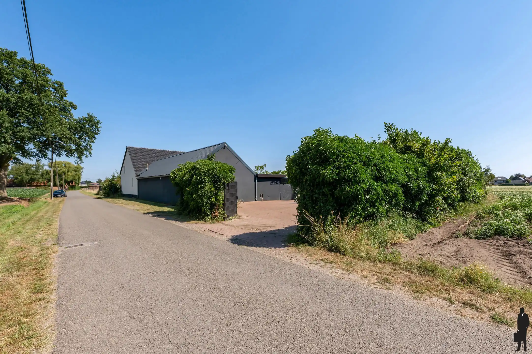 Idyllisch gelegen hoeve met 5 slpk, 2 badk. in Weelde foto 32