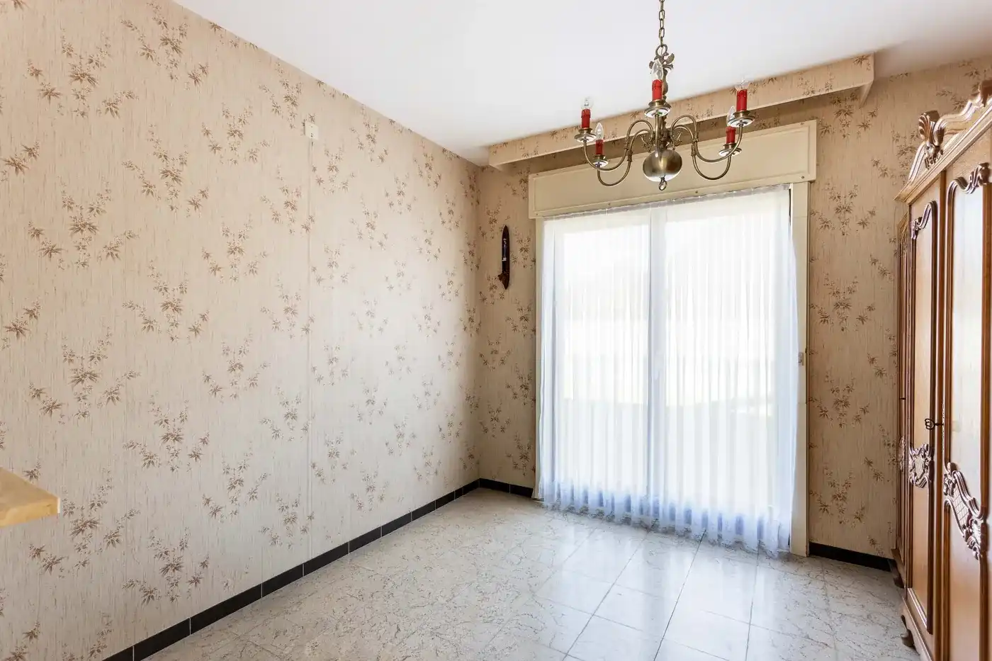 Woning gelegen in een rustige wijk te Harelbeke foto 13