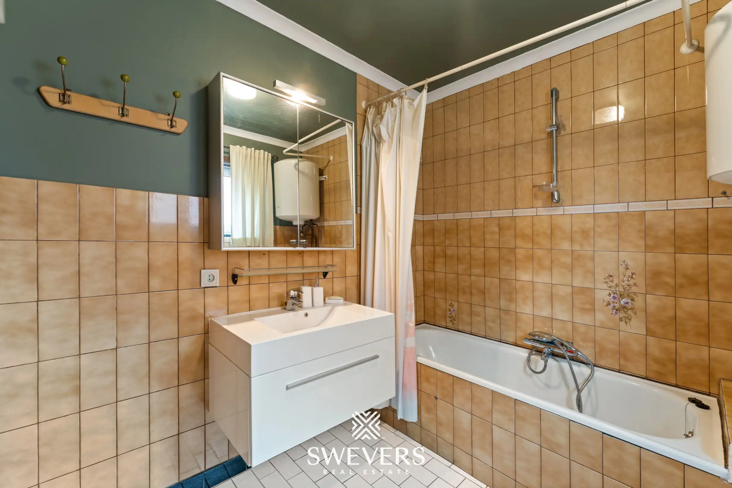 Renovatieparel met tuin in Landen  foto 21