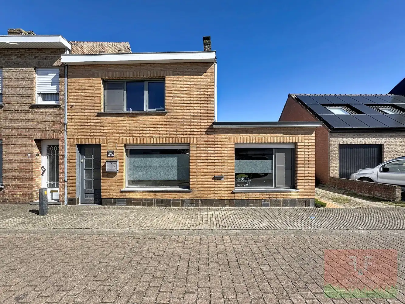 Halfopen gezinswoning met 3 slaapkamers en prachtige tuin te Ettelgem foto 25