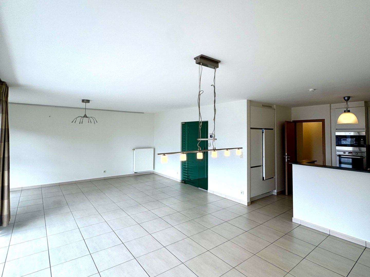 Appartement op centrale ligging te Sint-Andries foto 2