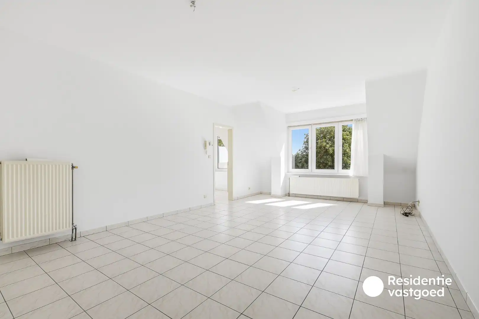 Instapklaar 2-slaapkamerappartement met garage in Blankenberge foto 3