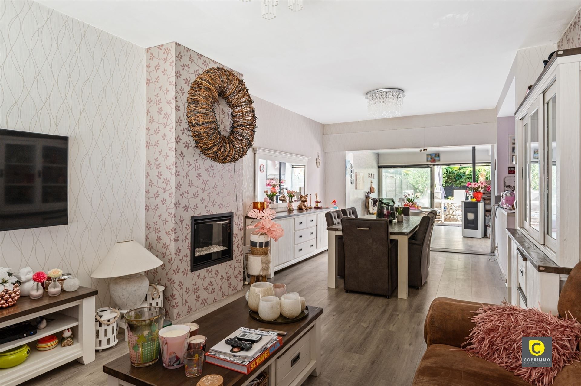 Leuke woning met 3 slaapkamer en tuin foto 4