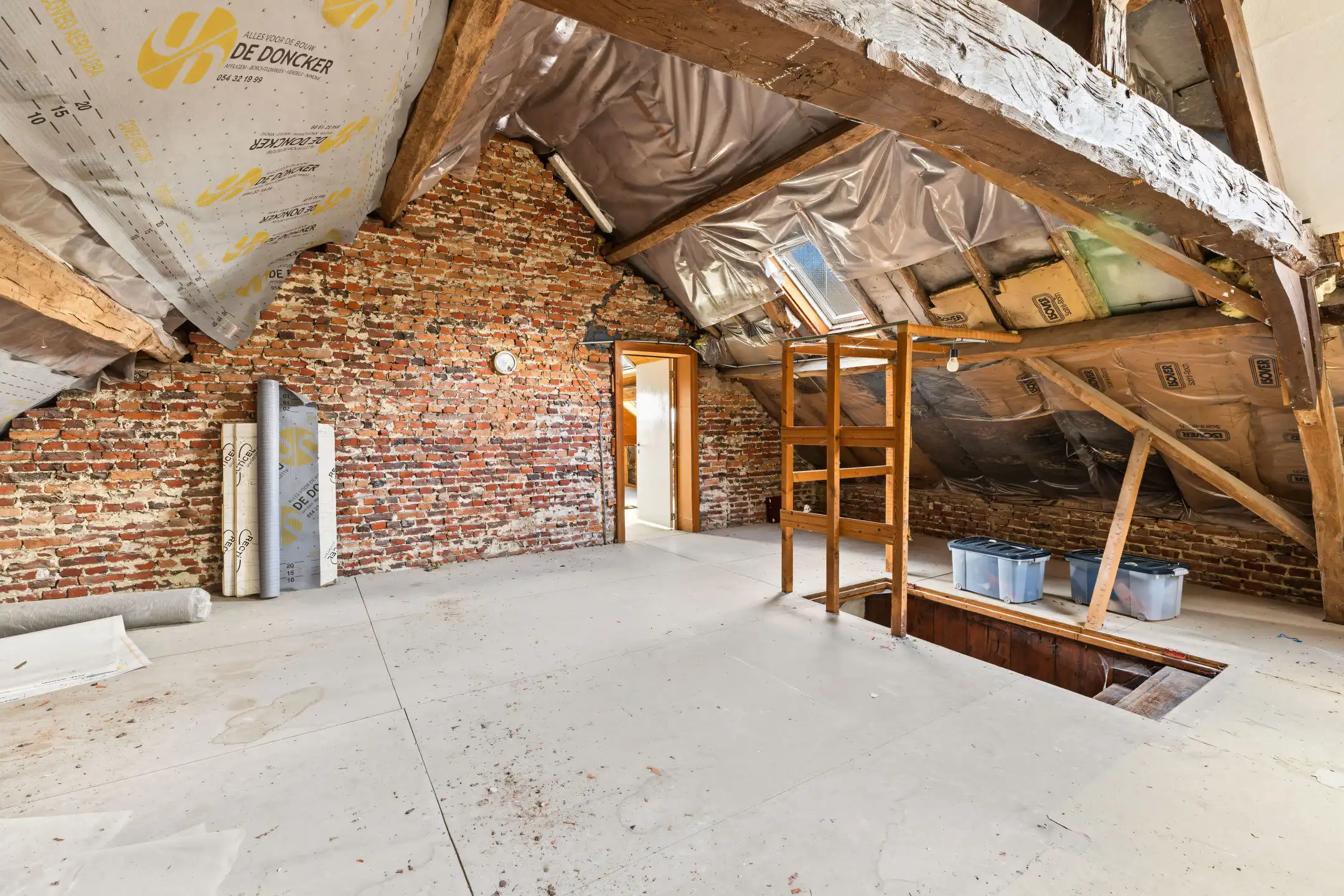 Charmant en instapklaar landhuis met prachtige tuin op 20a foto 27