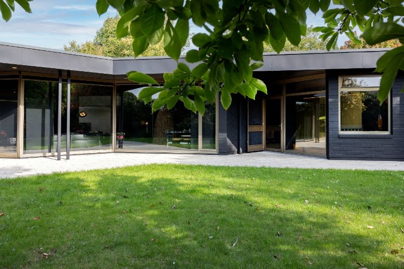 Unieke laagbouwwoning met volledige privacy in Lendelede foto 9