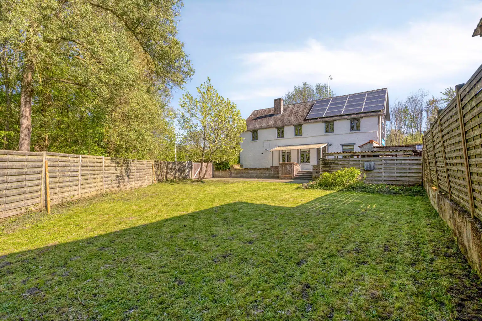 RUIME WONING MET TUIN IN BOUTERSEM foto 27