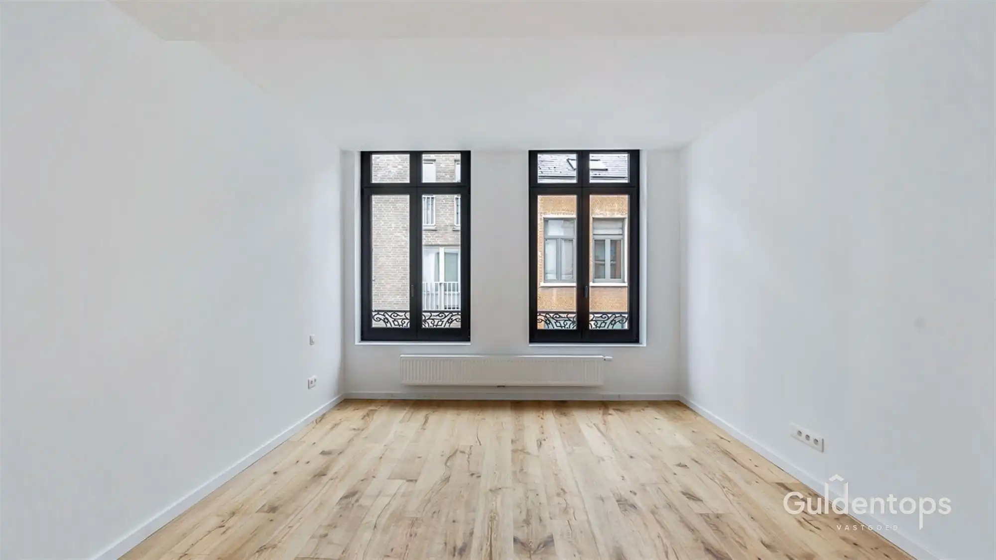 Knap volledig vernieuwd appartement met zalig terras foto 16