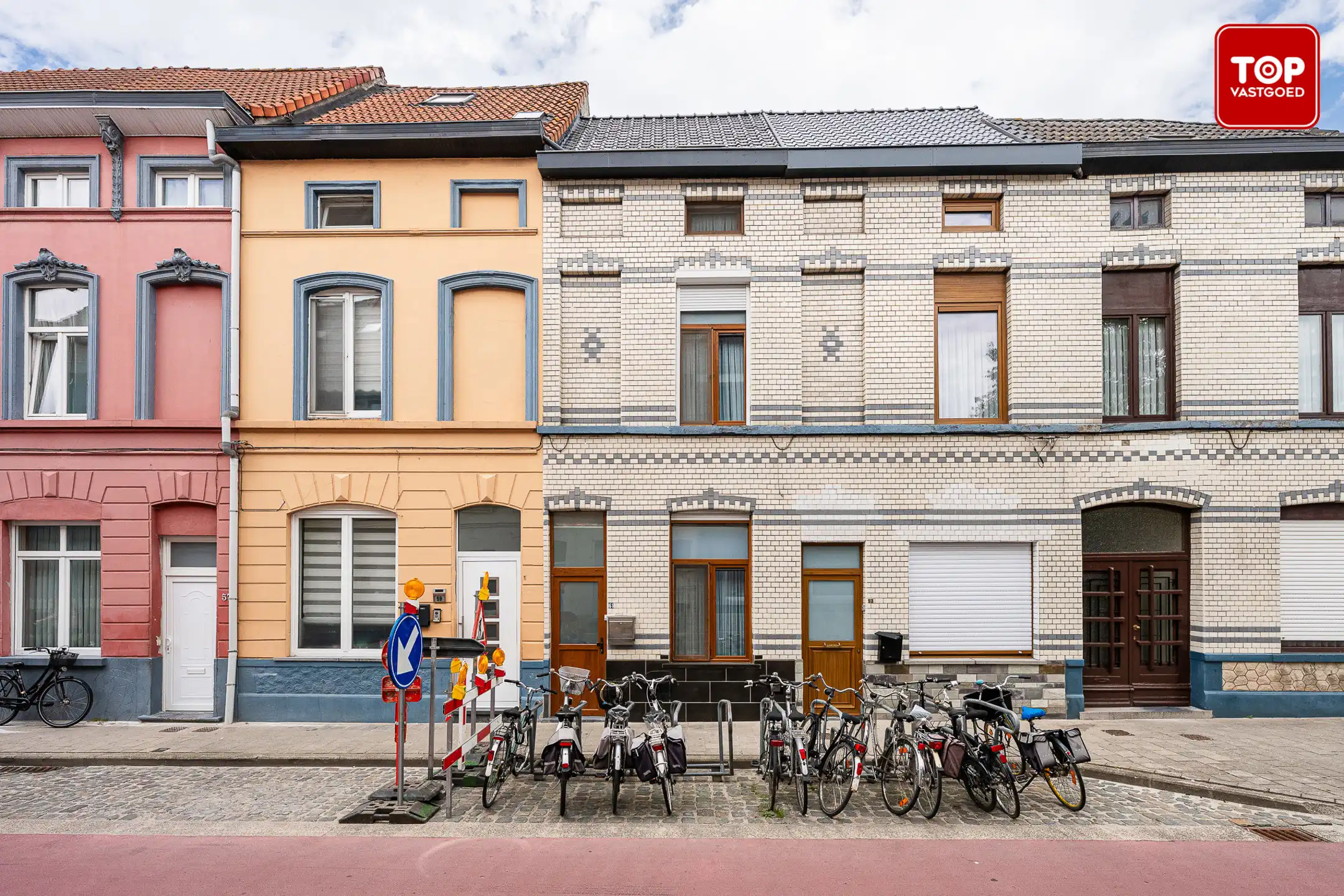 Instapklare woning op toplocatie in Gent.  foto {{pictureIndex}}