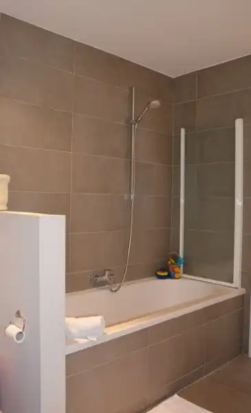 Karaktervolle halfopen woning te huur in centrum van Anzegem foto 12
