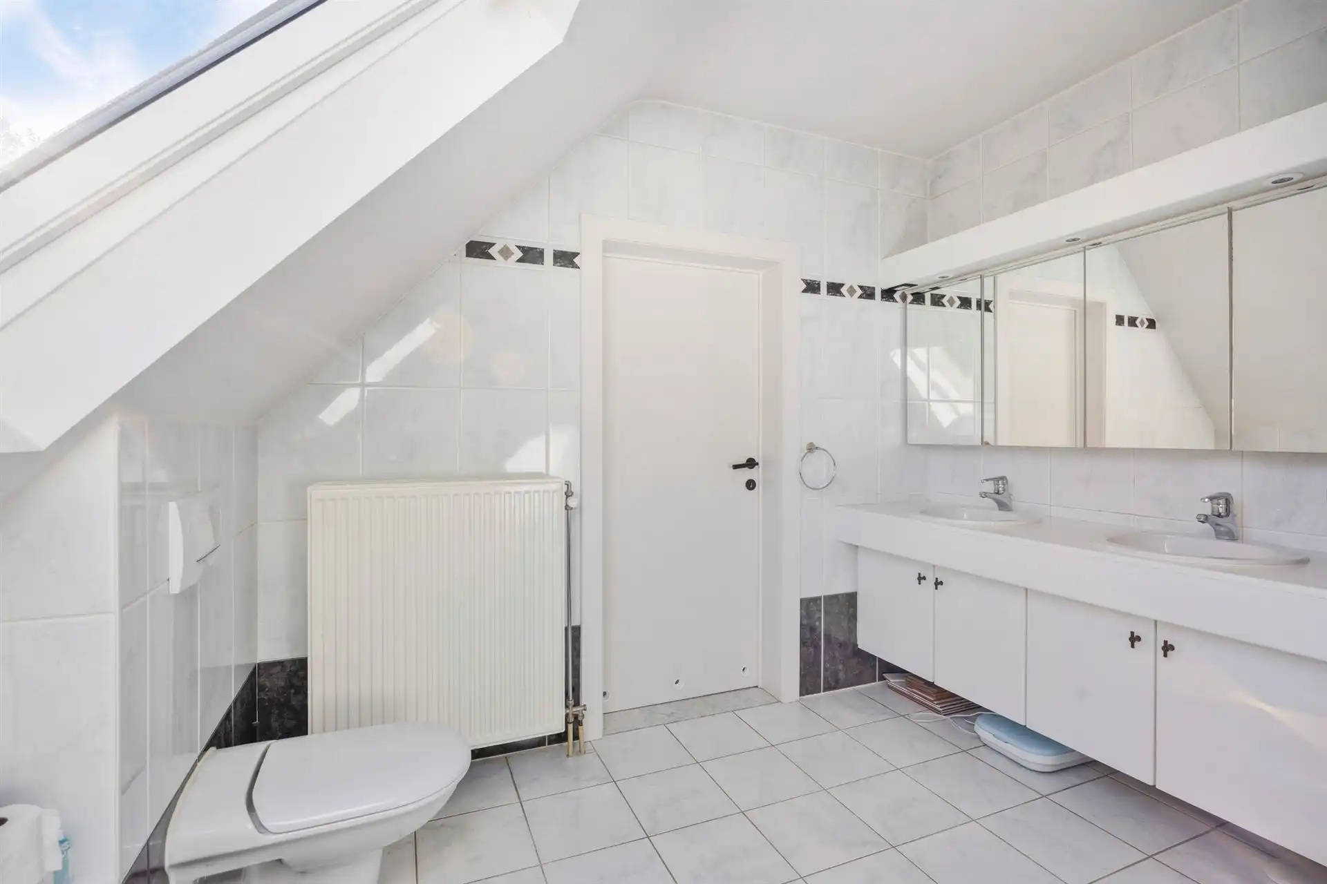 Prachtig gerenoveerde villa met 4 à 5 slpks en zwembad te Schilde foto 29
