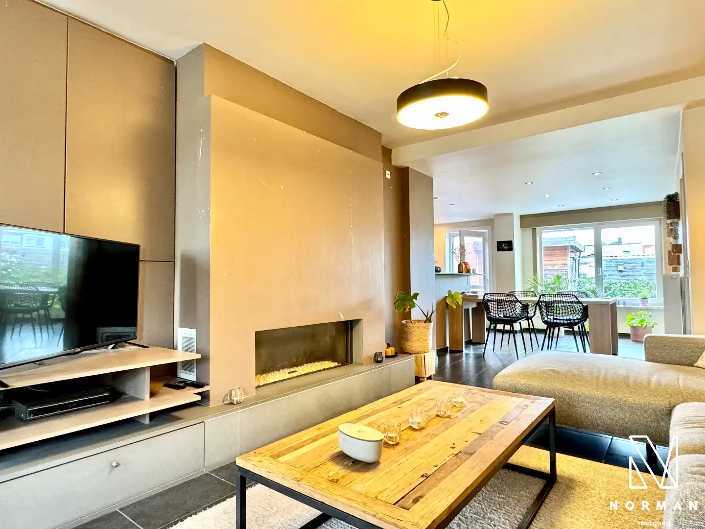 Instapklare woning met 2 slaapkamers, tuin en garage te huur in rustige woonwijk te Hulste! foto 7