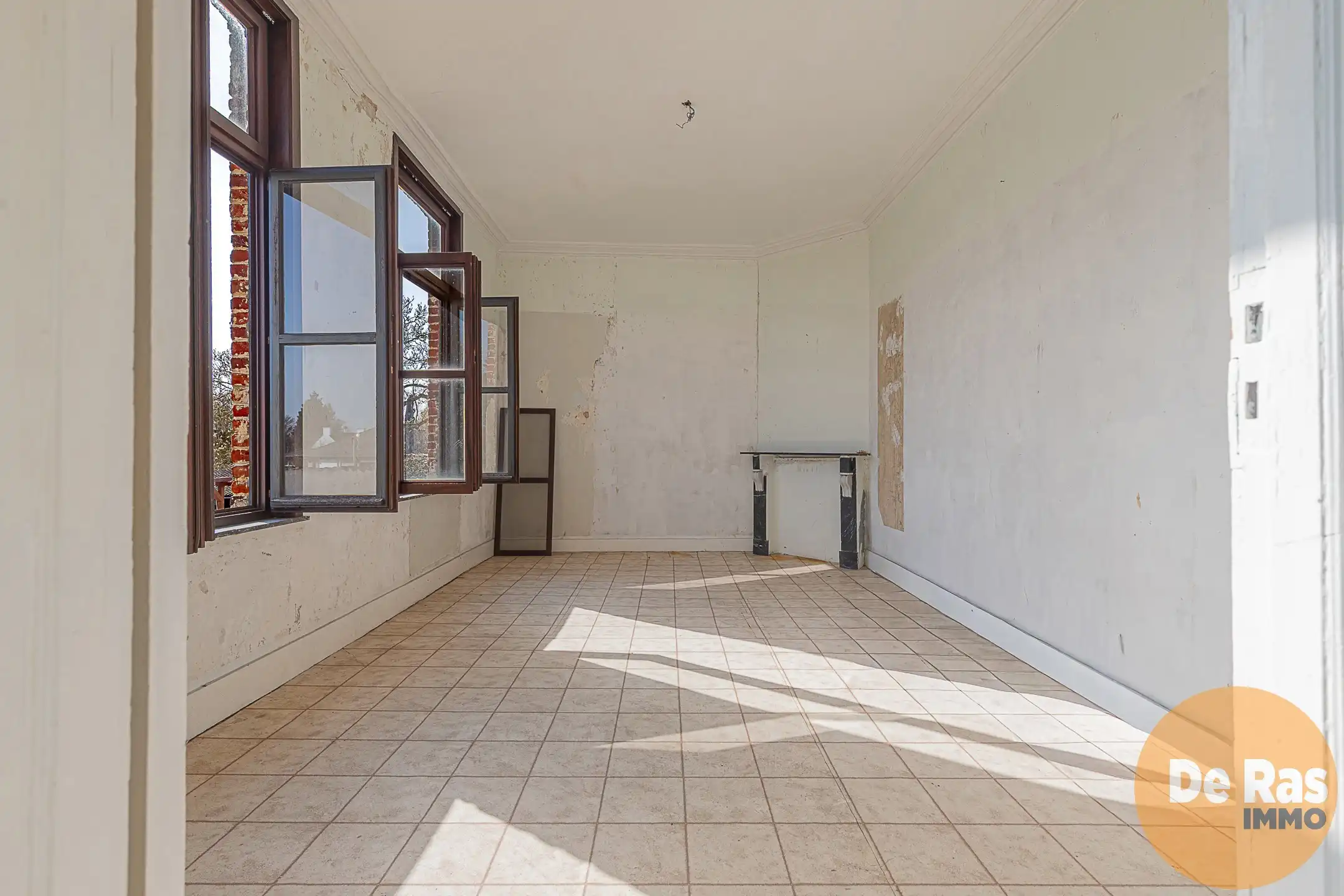 NIEUWERKERKEN - BURGERHUIS MET GROTE TUIN foto 11