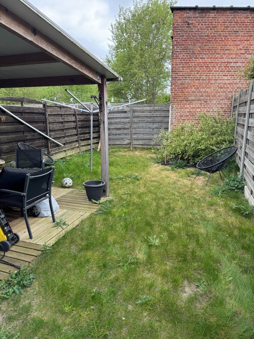Charmante gerenoveerde gezinswoning met 3 slpk en tuin in Eeklo foto 11