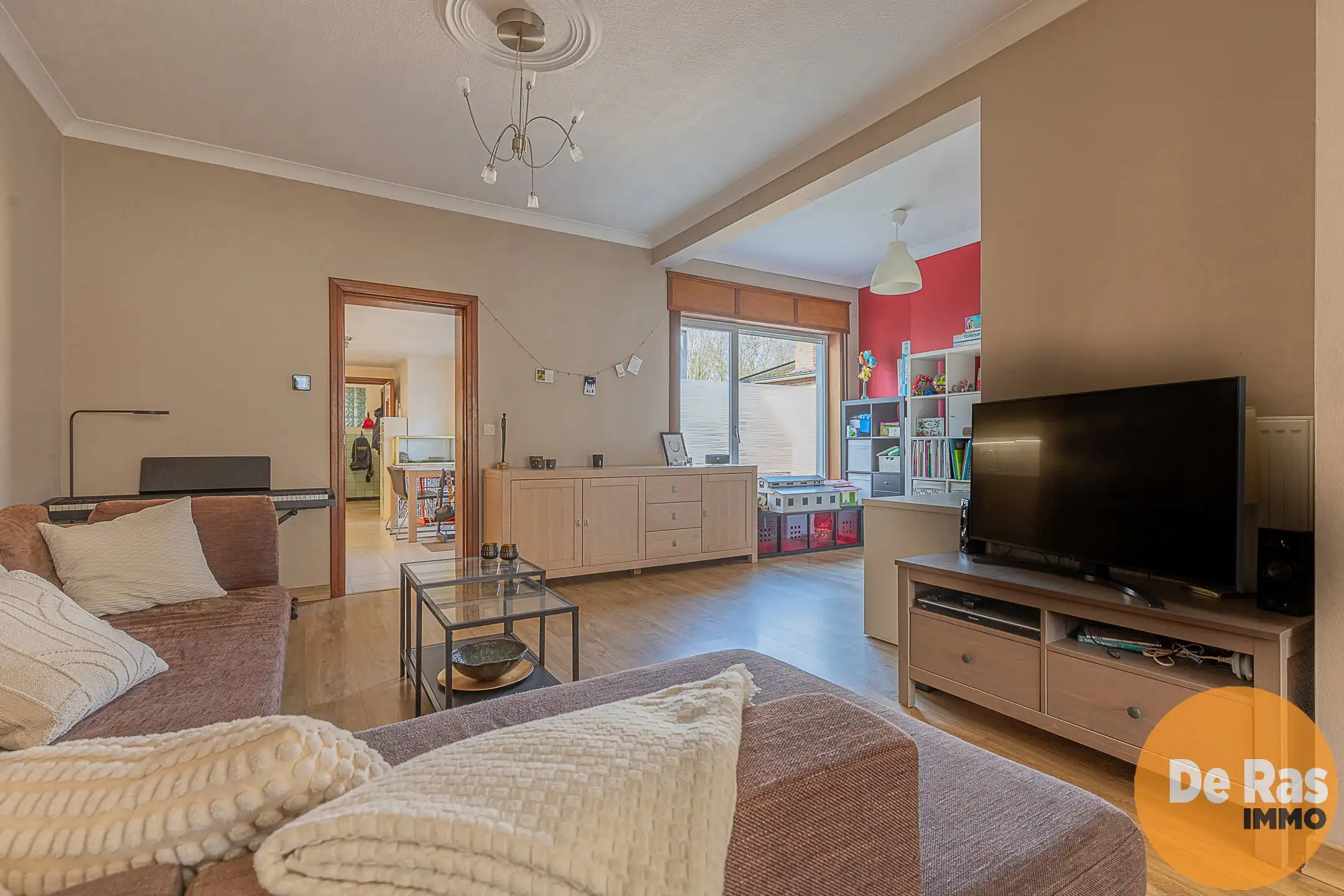 HELDERGEM - Gezellige woning met tuin, weide en stallen foto 5