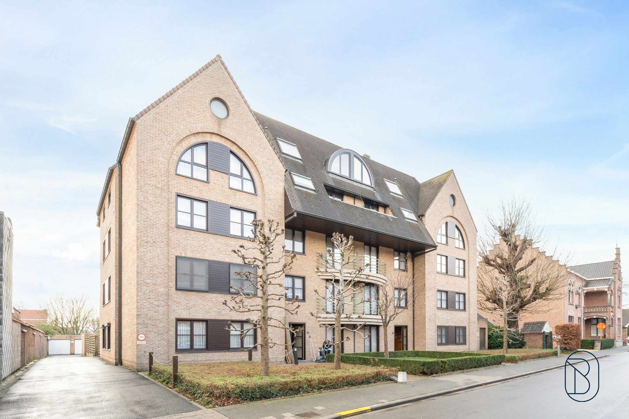 Centraal gelegen dakappartement met 2 slk en terras!  foto 6