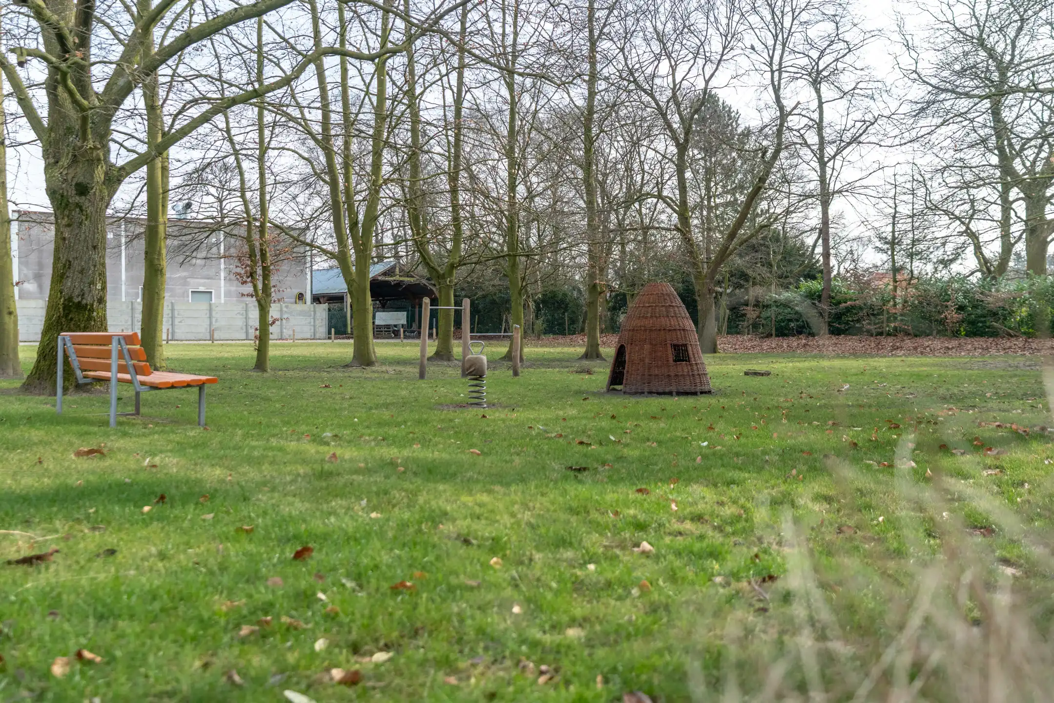Knap energiezuinig appartement met tof terras foto 55