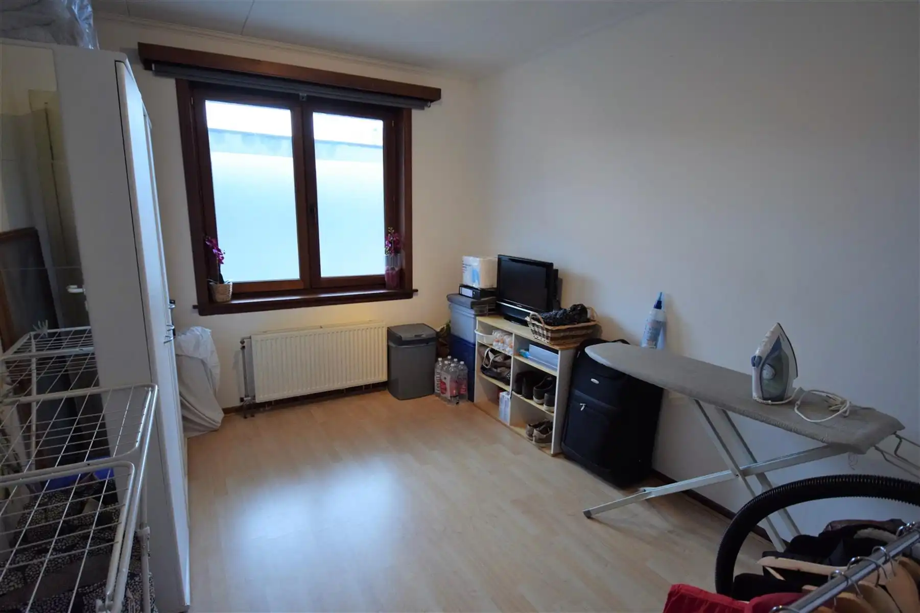 GELIJKVLOERS APPARTEMENT MET TWEE SLAAPKAMERS foto 6