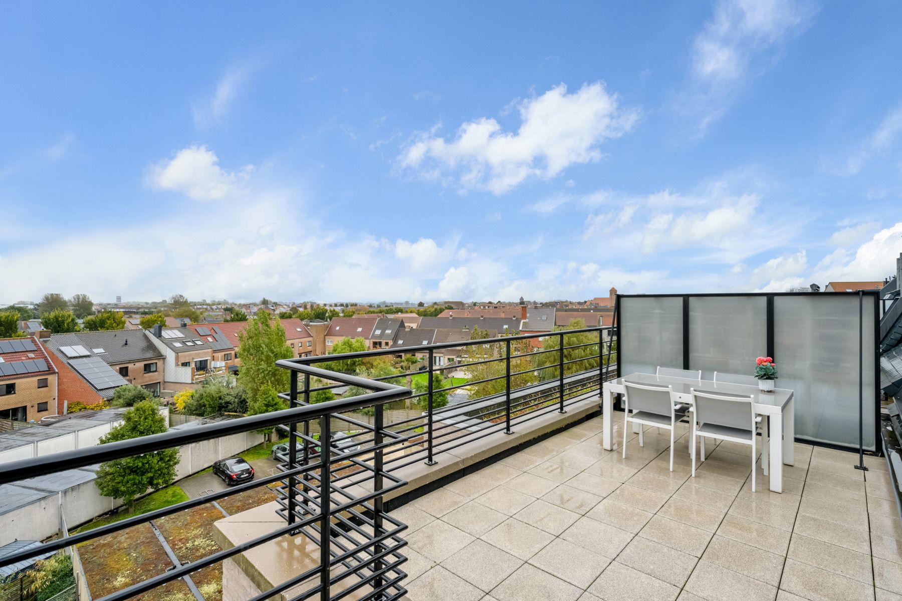 Penthouse met 2 slaapkamers, 2 terrassen en 2 kelders foto 16