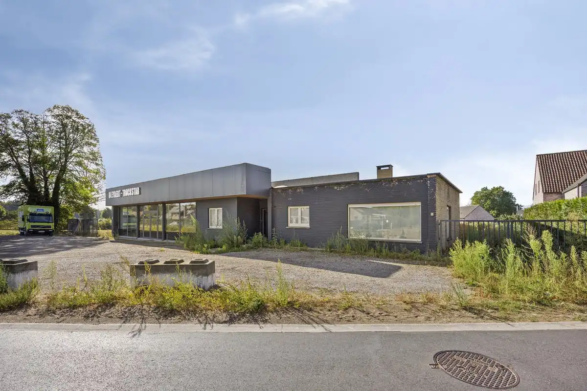 Magazijn met woonst en burelen in Adegem (Maldegem) foto 33