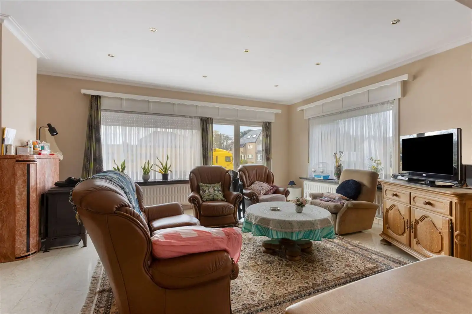 Viergevel te koop in Meerbeke foto 5