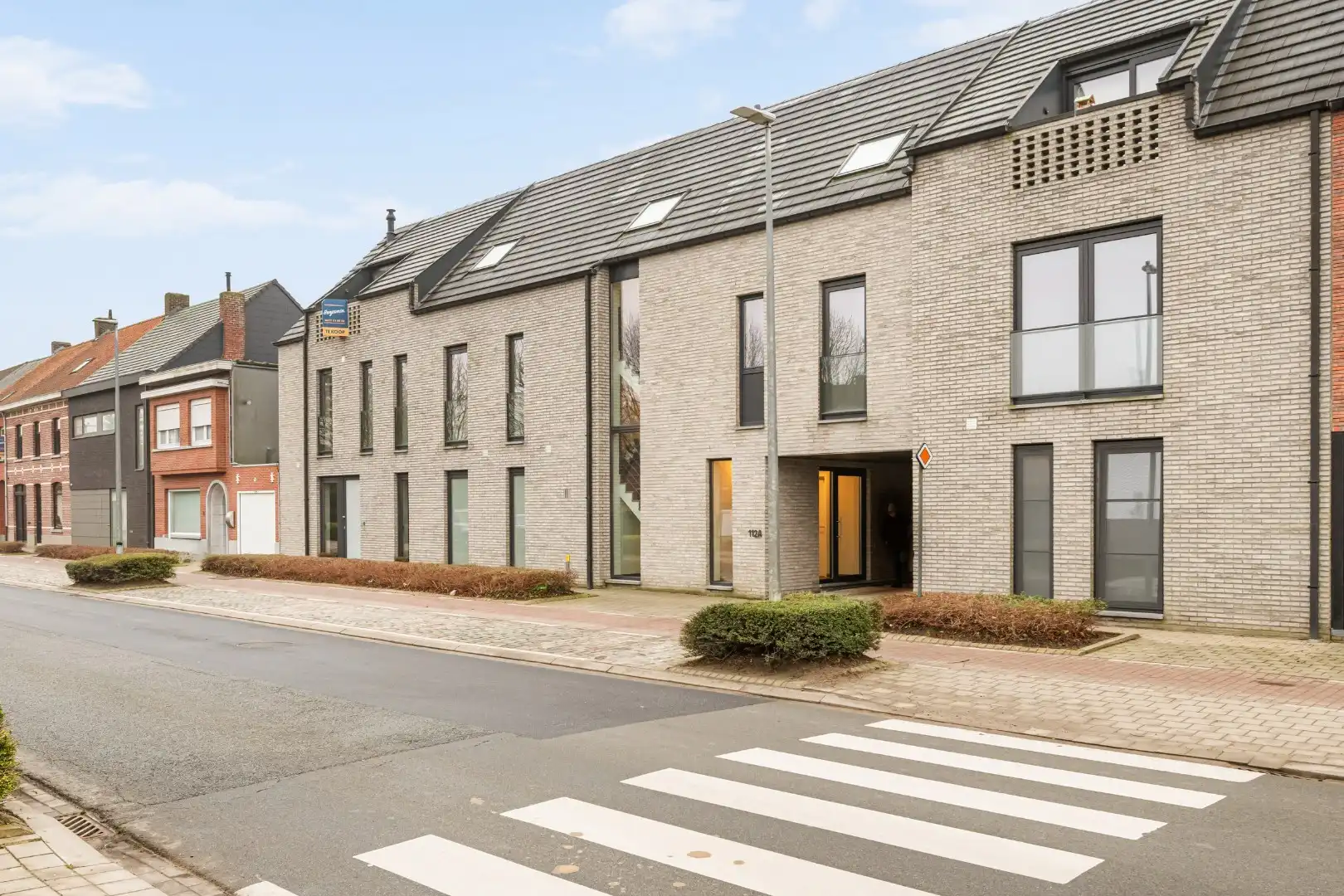 Instapklaar appartement met EPC label A, 2 terrassen en carport in Geluwe foto 3