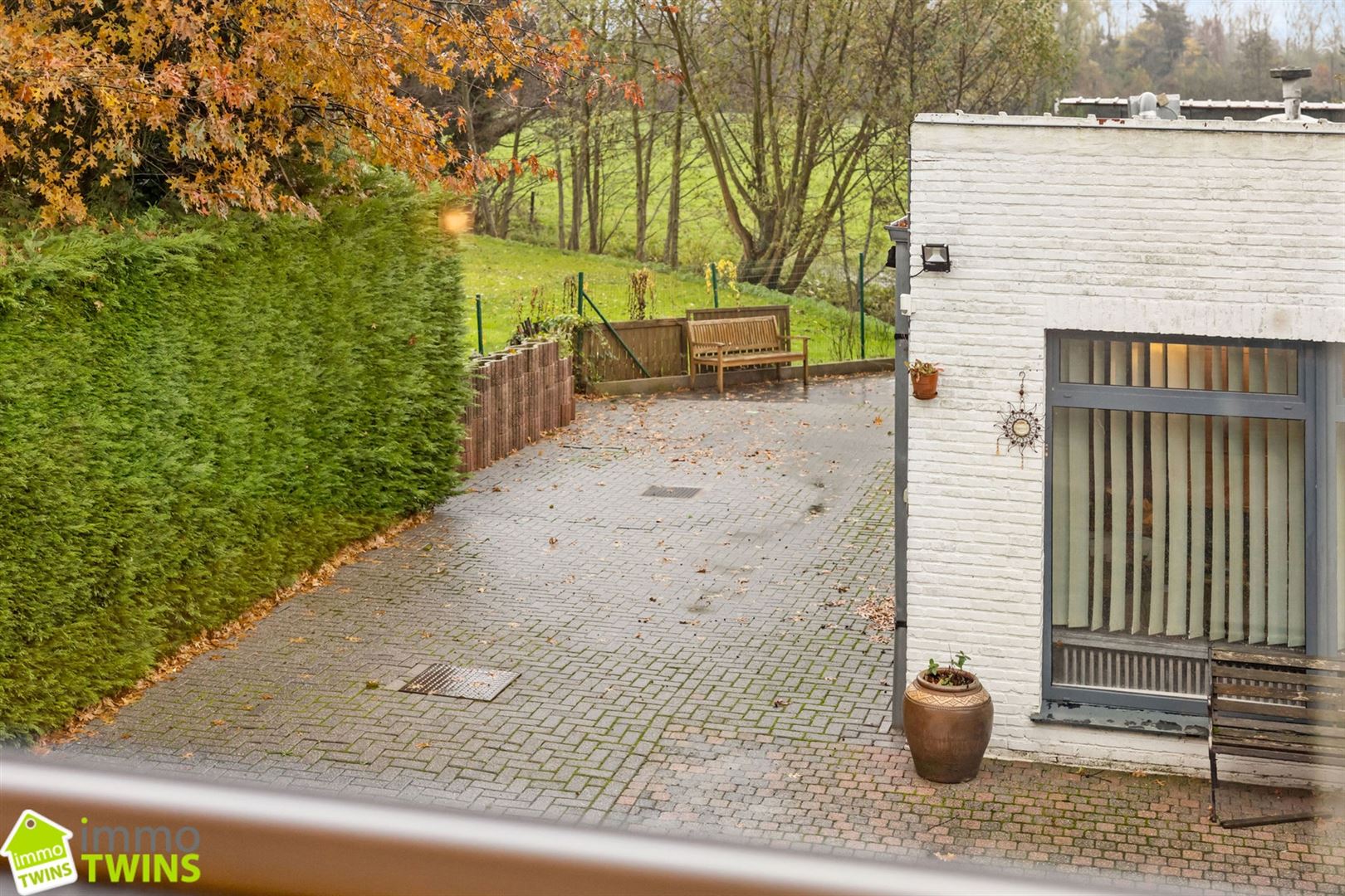 Vrijstaande woning met ruim magazijn en hoogwaardige afwerking foto 47