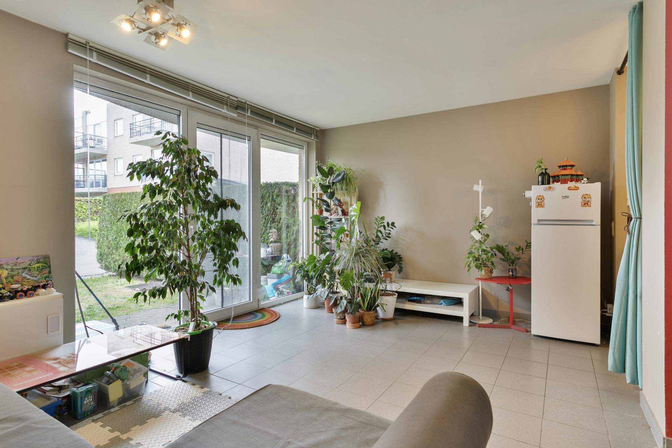 Gelijkvloers appartement met tuin en 2 slaapkamers te koop foto 3